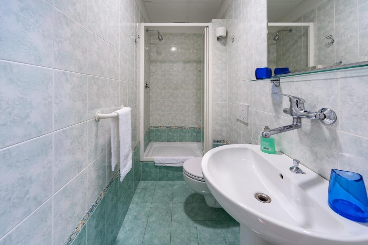 Monticello Apartment Via Cavour Rome Bagian luar foto
